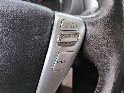 Used 2017 Nissan Versa Note SV FWD image 22