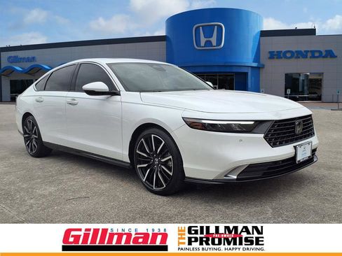 Certified 2023 Honda Accord Touring image 1