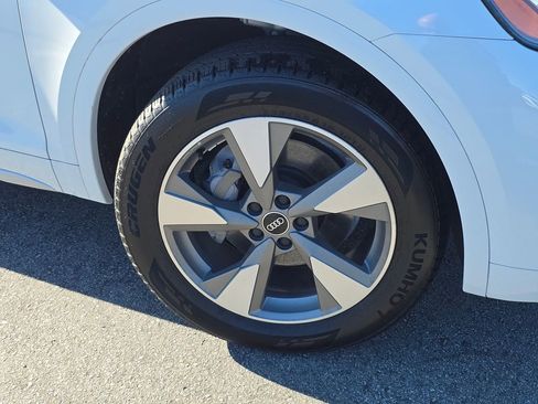 Used 2022 Audi Q5 2.0T Premium Plus w/ Premium Plus Package image 32