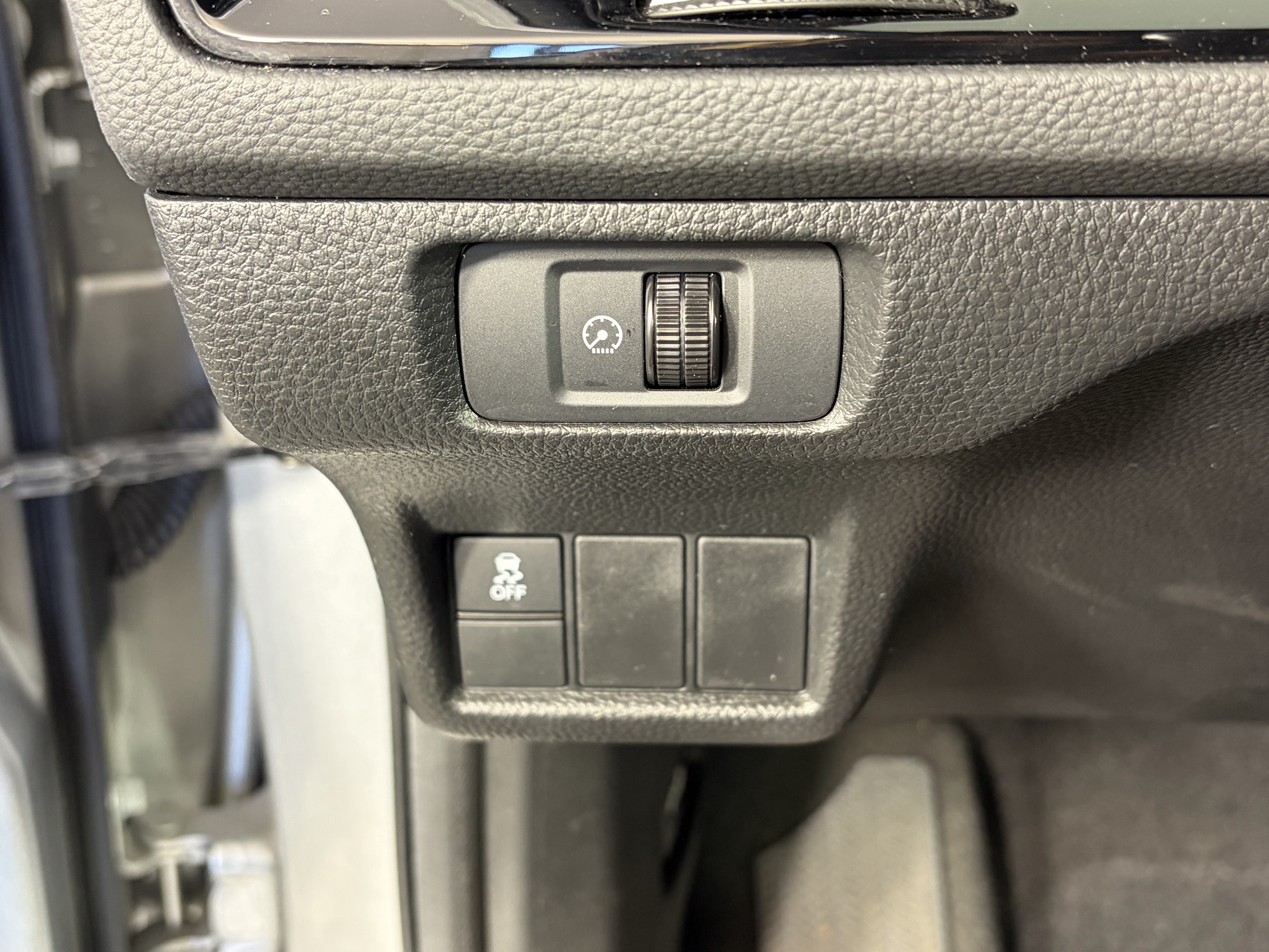 Used 2025 Honda Civic Sport image 26