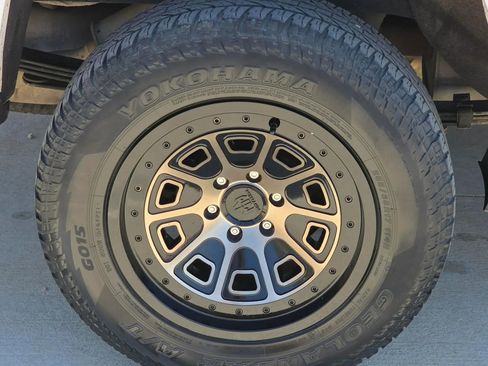 Used 2016 Chevrolet Colorado LT w/ LT Convenience Package AWD/4WD image 29