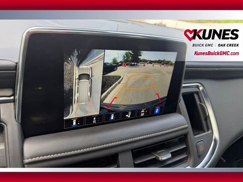 Used 2023 GMC Yukon SLT w/ SLT Premium Package AWD/4WD image 25