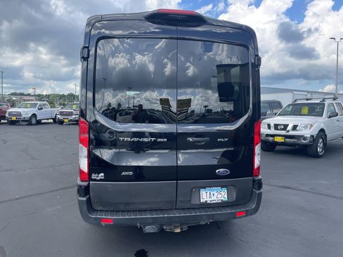 Used 2023 Ford Transit 350 XLT image 4