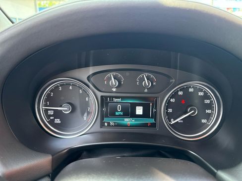 Used 2019 Buick Enclave Essence AWD/4WD image 17
