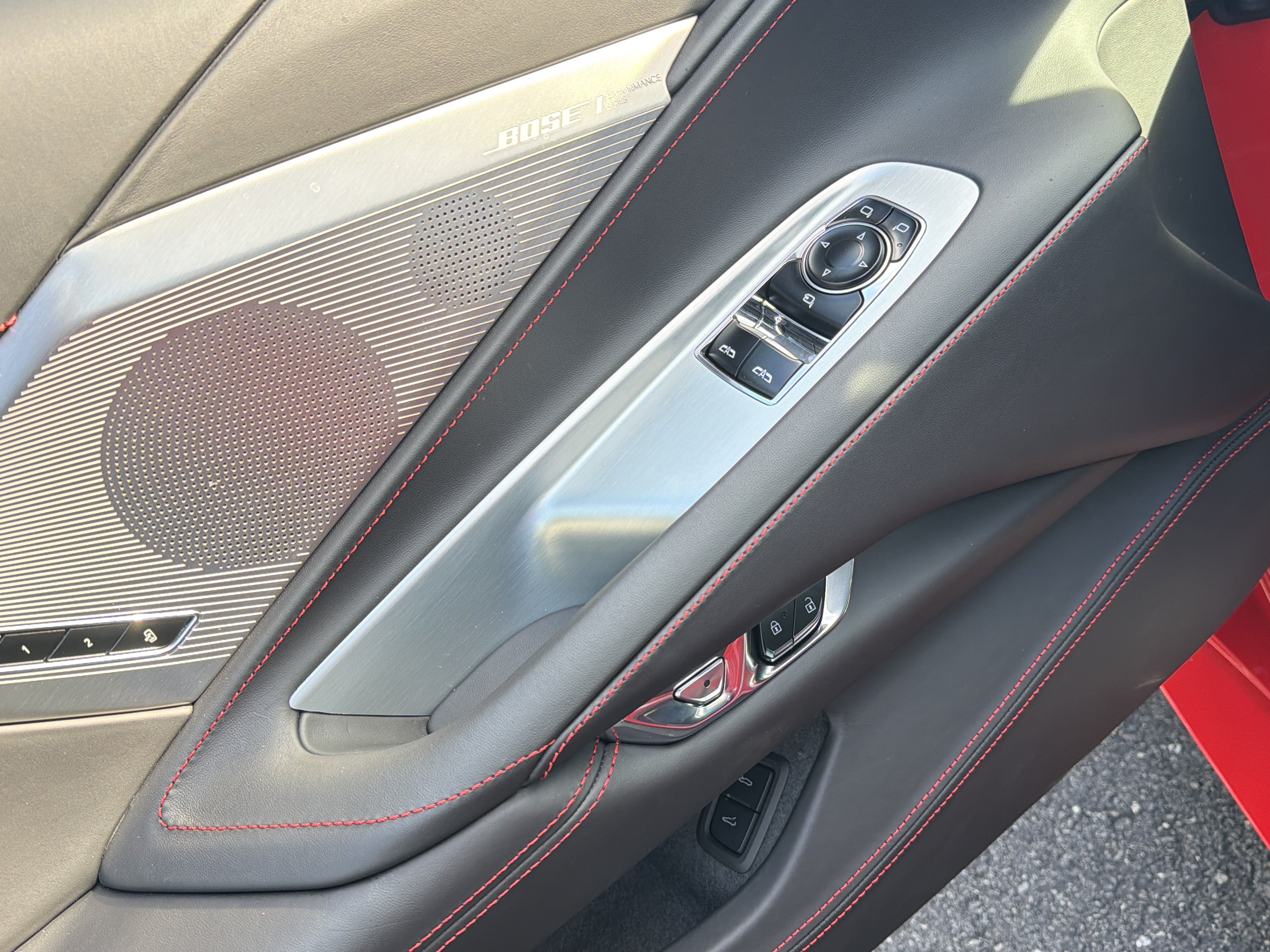 Used 2024 Chevrolet Corvette Stingray Premium Cpe w/ Z51 Performance Package RWD image 15