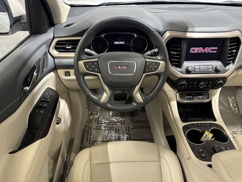 Certified 2023 GMC Acadia Denali w/ Denali Ultimate Package AWD/4WD image 16