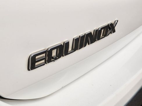 Used 2020 Chevrolet Equinox Premier image 11