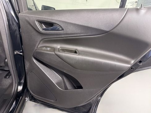 Used 2022 Chevrolet Equinox LT FWD image 28