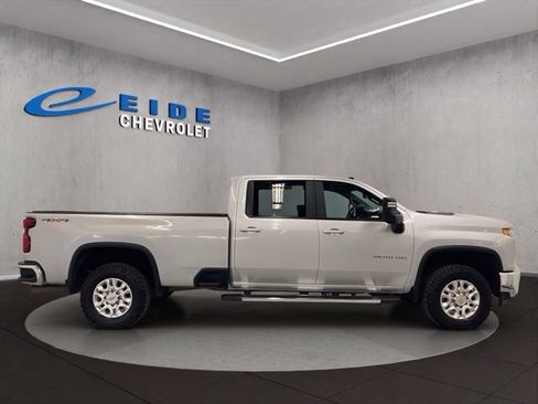 Used 2022 Chevrolet Silverado 3500 LT w/ Convenience Package AWD/4WD image 15