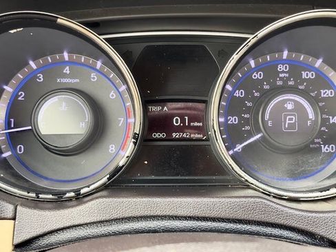 Used 2013 Hyundai Sonata Limited FWD image 16