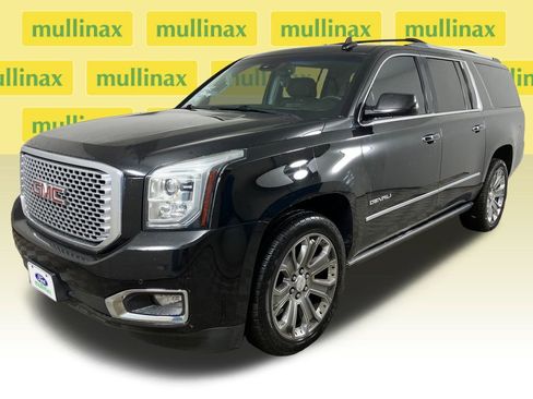 Used 2015 GMC Yukon XL Denali w/ Premium Package image 15