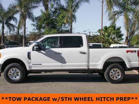 Used 2017 Ford F250 XLT w/ XLT Premium Package image 5