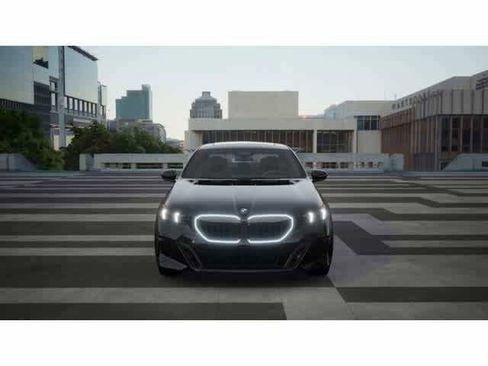 New 2026 BMW 530i w/ M Sport Package RWD image 3