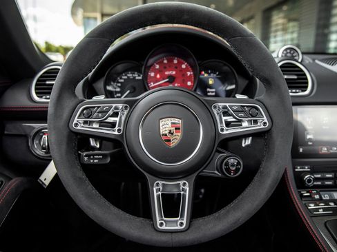 Certified 2025 Porsche 718 Boxster GTS image 27