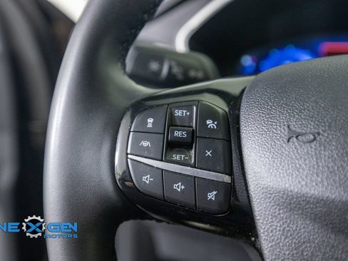 Used 2021 Ford Escape SEL w/ Technology Package AWD/4WD image 14