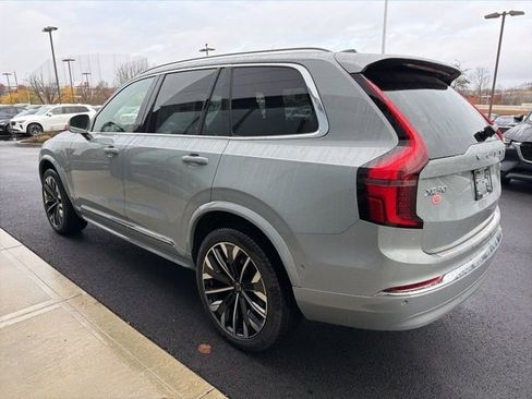 New 2026 Volvo XC90 B6 Plus w/ Protection Package Premier image 5