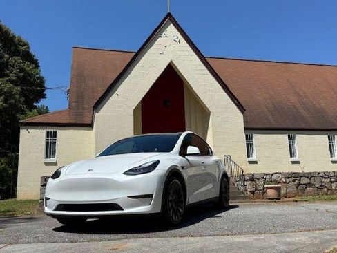 Used 2021 Tesla Model Y Long Range AWD/4WD image 12