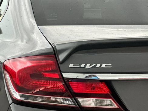 Used 2013 Honda Civic HF image 25
