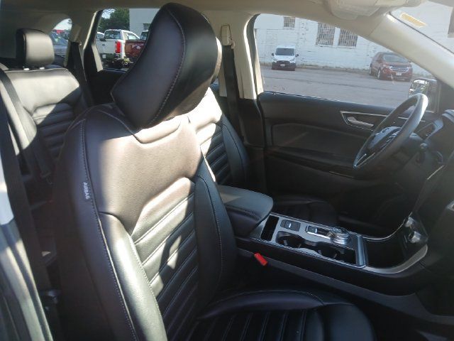 Certified 2022 Ford Edge SEL w/ Convenience Package AWD/4WD image 49