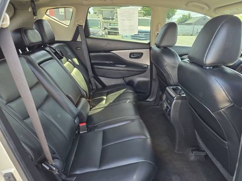Used 2023 Nissan Murano SV AWD/4WD image 12