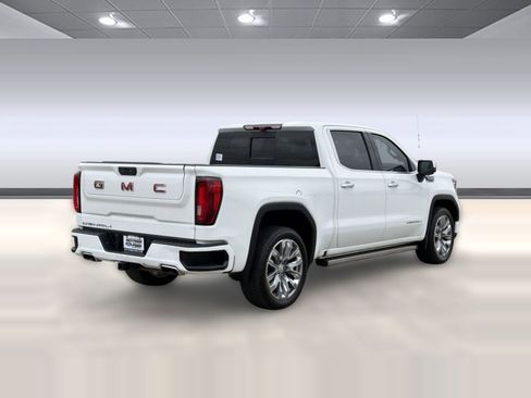 Used 2022 GMC Sierra 1500 Denali w/ Denali Reserve Package AWD/4WD image 9