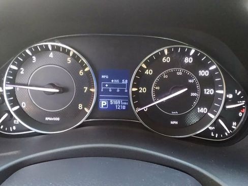 Used 2018 Nissan Armada SL image 17