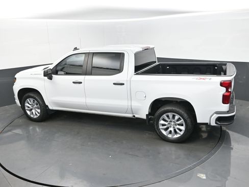 Used 2023 Chevrolet Silverado 1500 Custom image 31