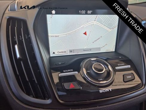 Used 2017 Ford Escape Titanium AWD/4WD image 18