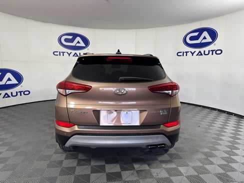 Used 2017 Hyundai Tucson Limited w/ Limited Ultimate Package 03 image 4