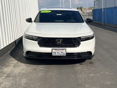 Used 2024 Honda Accord Sport image 2