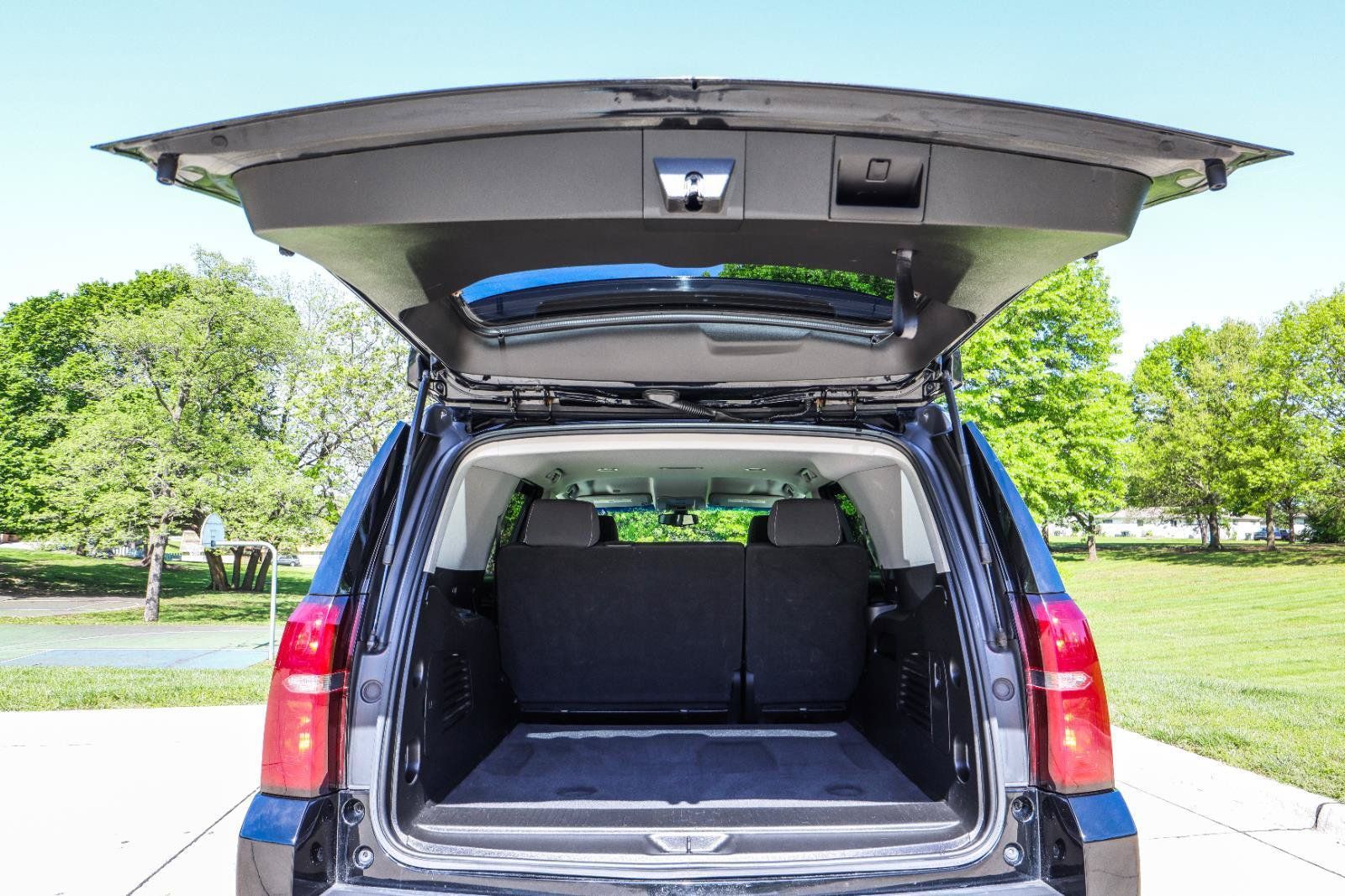 Used 2019 Chevrolet Tahoe LS AWD/4WD image 19