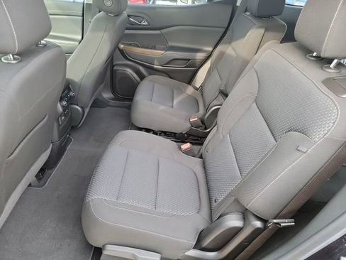 Certified 2022 GMC Acadia SLE w/ Driver Convenience Package image 26