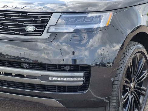 Used 2023 Land Rover Range Rover First Edition AWD/4WD image 10