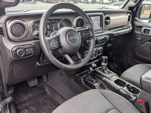 Used 2019 Jeep Wrangler Unlimited Sport S image 10