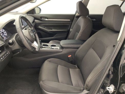 Used 2019 Nissan Altima 2.5 SV FWD image 17