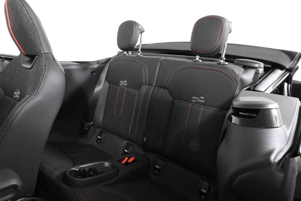 Used 2026 MINI Cooper S FWD image 4