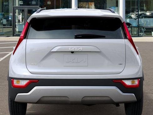 New 2026 Kia Niro LX image 13