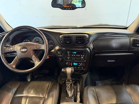 Used 2008 Chevrolet TrailBlazer LT w/ Off-Road Package AWD/4WD image 14