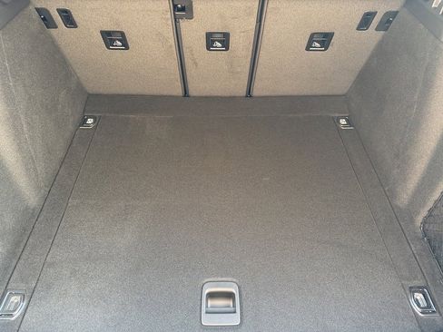 New 2026 Porsche Macan S image 25