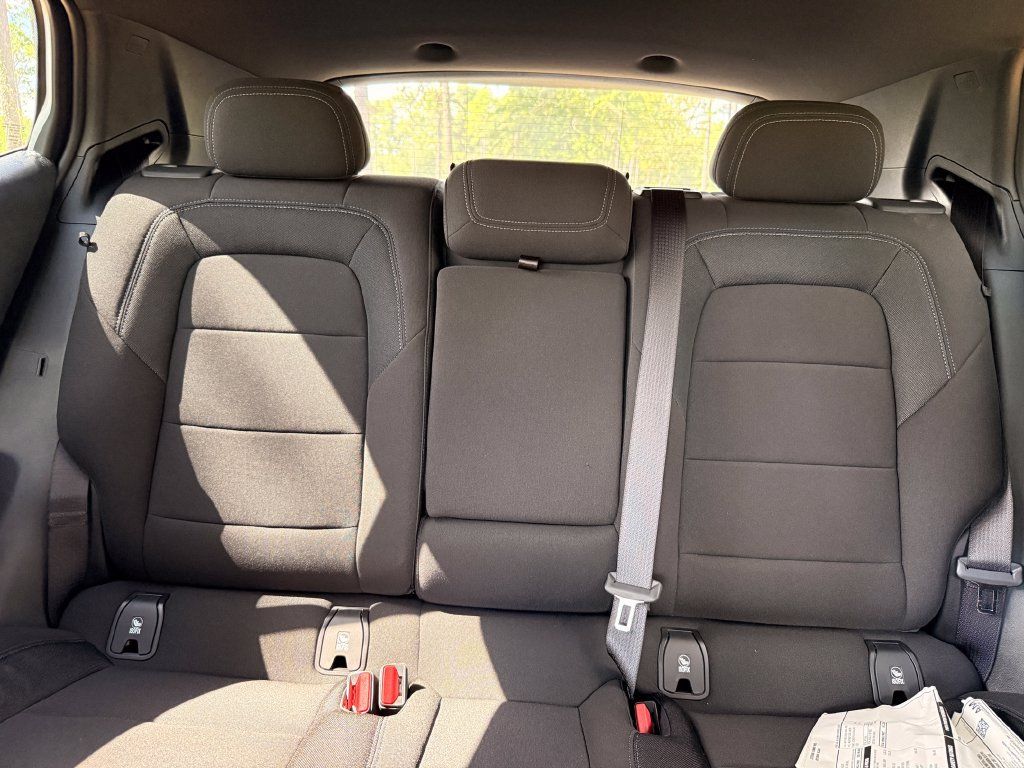 New 2026 Chevrolet Equinox EV LT w/ Comfort Package AWD/4WD image 28