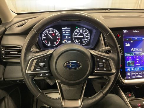 Used 2022 Subaru Outback Premium image 20