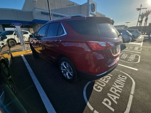 Used 2020 Chevrolet Equinox Premier AWD/4WD image 4