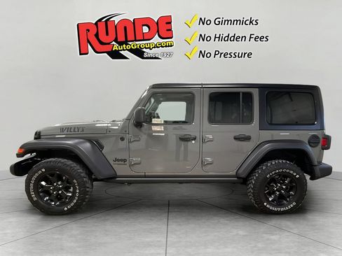 Used 2022 Jeep Wrangler Unlimited Sport AWD/4WD image 2