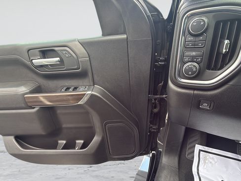 Used 2019 Chevrolet Silverado 1500 LT w/ All-Star Edition AWD/4WD image 26