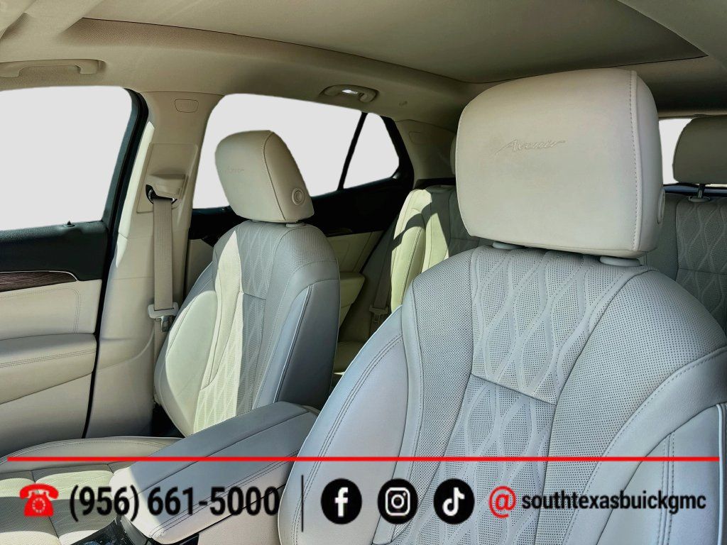Used 2023 Buick Envision Avenir FWD image 14