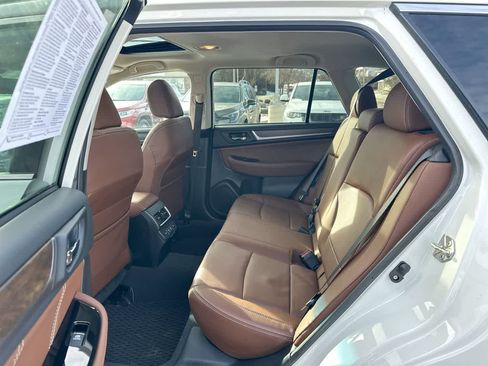 Used 2019 Subaru Outback 2.5i Touring image 25