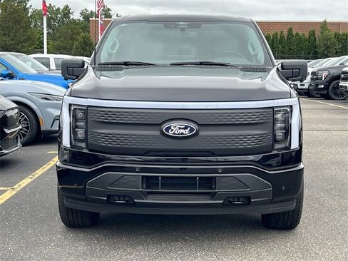New 2025 Ford F150 Lightning Flash image 2