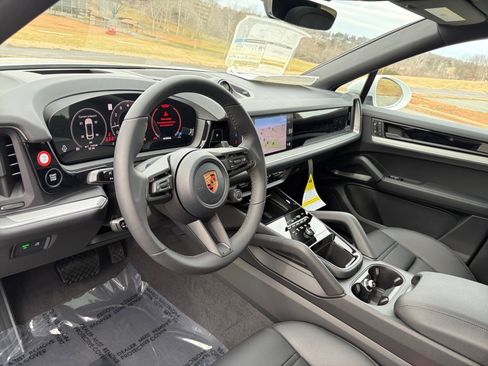 New 2026 Porsche Cayenne Coupe image 15
