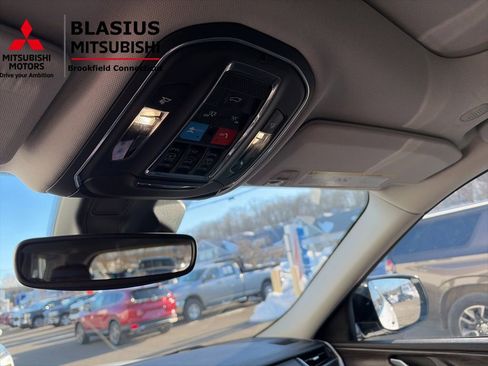 Used 2023 Jeep Grand Cherokee L Limited image 23