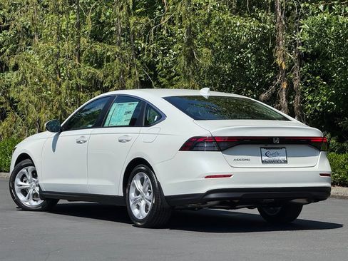 New 2026 Honda Accord LX image 6